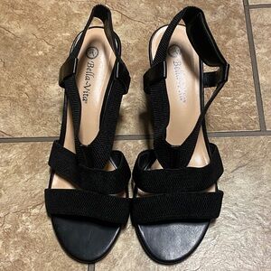 Bella Vita Black Strappy Size 10-11W Sandals Spring Academia Summer Career